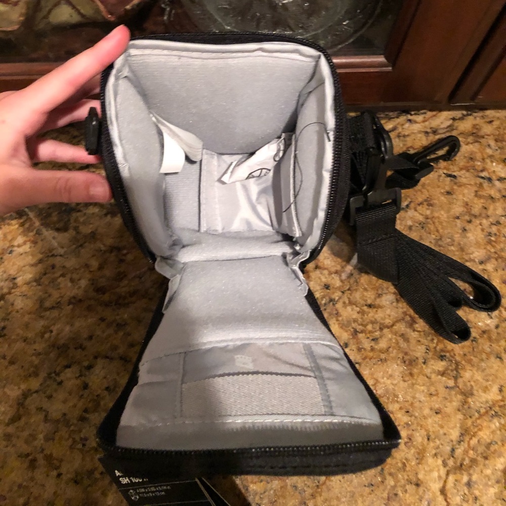 Camera Bag - Picture 4 of 4